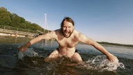 Zenek Kupatasa - Bla bla bla (oficjalny klip z albumu Rezyliencja II - Jakie to jest piękne)