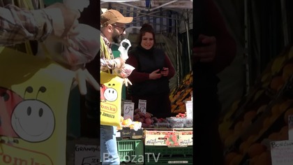 Janusz ogarnia za darmo truskawki