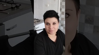 Mąż jest smakoszem  #shorts #parodia #humor #sąsiadka #skecz #komedia #scenki #dc #fyp #rozmowa