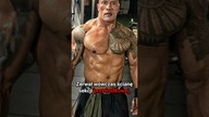 Dlaczego Dwayne Johnson NIE MA Brzucha?