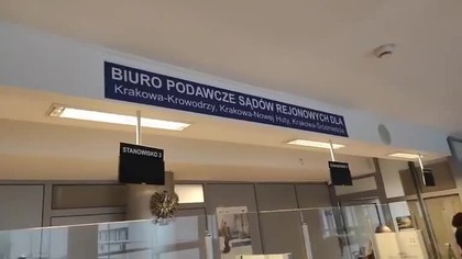 Sąd Kraków; złożenie pisma i kolejna prowokacja choinkowa.. mp4 686x432