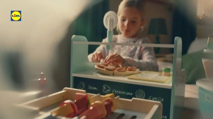 TVPDOKUMENT - 01-11-2025 - Reklamy, Spoty, Ogłoszenie społeczne