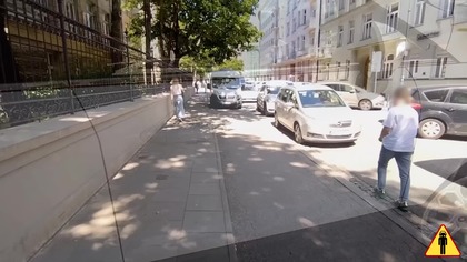 przywiozłem wieszak na Noakowskiego (1080p 30fps H264-128kbit AAC-polski)