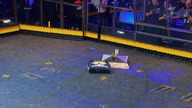 Kowal kontra Minotaur czyli efektowna walka zdalnie sterowanych robotów