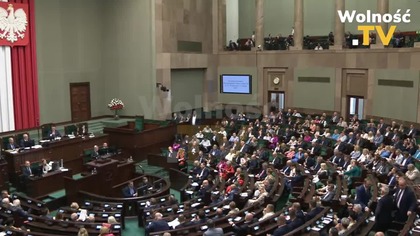 BURZA NA POCZĄTKU OBRAD! HOŁOWNIA W SZOKU! WSZYSCY JEDNYM GŁOSEM PRZECIWKO TUSKOWI!