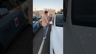 Czy da się ZATRZASNĄĆ KLUCZYK W TESLI?  #tesla #modely #danielgrzyb #ev #elektromobilność
