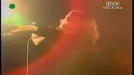 Jask&oacute;łka uwięziona