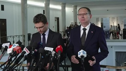 HELMUT TUSK PRZYGOTOWUJE NA NA PRZYJĘCIE MILIONY NACHODŹCÓW !!!! WOJNA HYBRYDOWA W PEŁNYM TOKU !!!! mp4 686x432