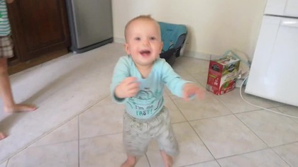 pierwsze kroki Arkadiusza wiadomo że do ojca przecież nie do lampucery