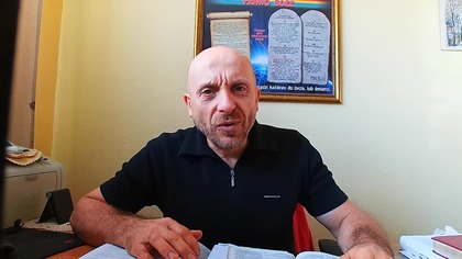Czas jest krótki (...)...A ci którzy używają tego świata, żeby nie nadużywali. Przemija bowiem kształt tego świata 1 Kor 7, 29.31
Zapraszam do kontaktu: zibinoe@gmail.com i wsparcia dzieła duchowego żarliwą modlitwą i dobrym komentarzem jak również subskrypcją, lajkiem czy udostępnianiem oraz finansowo: Nr konta 20 1160 2202 0000 0002 7002 2642
