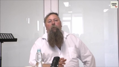 Między sztuką a polityką - Bartlomiej Kurzeja