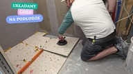 Układamy płytki gresowe w małej łazience w bloku