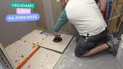 Układamy płytki gresowe w małej łazience w bloku
