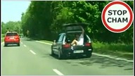 Jazda w bagażniku przy otwartej klapie #1480 Wasze Filmy