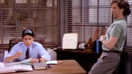 Wings S01E06 - All for One and Two for Helen