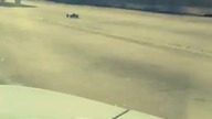 Samochodzik zdalnie sterowany na autostradzie