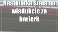 Nastolatka stała