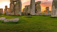 Bo Stonehenge to miejsce jest upadłe podobnie ślężańskim b&oacute;stwom i bogom, gdy i tam bogowie j