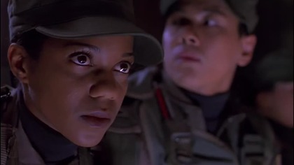 Gwiezdna eskadra - Space- Above and Beyond (13)