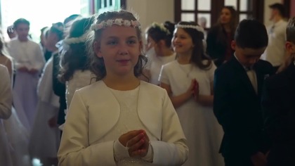 Re Pierwsza komunia - Między luksusem a tradycją