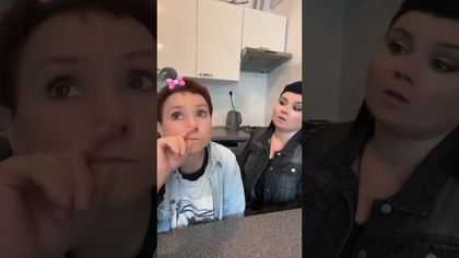 Niesforny paluszek! #shorts #humor #comedy #dc #fyp #zart #funny #dzieńdziecka #wyglupy