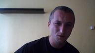 Szary Człowiek i rozstrojona gitara ;) - Bezdomni