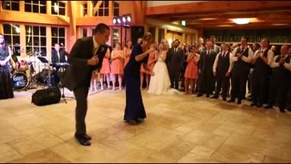 Taniec z matką - niesamowite wideo z wesela!