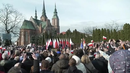 NAWROCKI ROZJECHAŁ KOMUNISTYCZNE ŚWINIE W WAŻNE DLA POLAKÓW ŚWIĘTO!