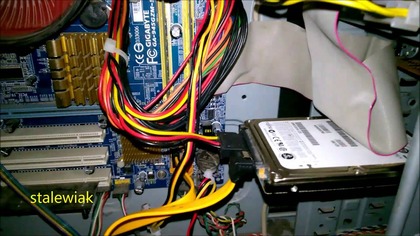    -Jak podłączyć dysk od laptopa do komputera PC - sata sata2