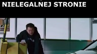 Kiedy oglądasz film na nielegalnej stronie.