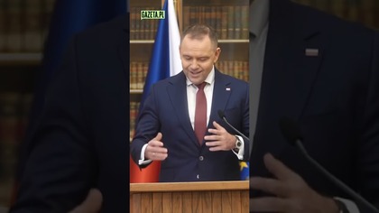 Nawrocki w Pradze znów przemówił po angielsku