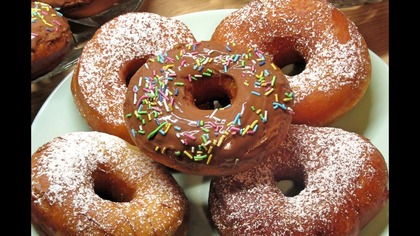 Najlepszy przepis na DONUTY na Tłusty Czwartek, pączki , oponki drożdżowe -puszyste, delikatne
