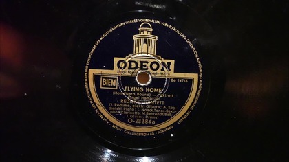 Rediske Quintett - Flying home