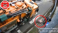 Niedopilnowane dziecko wjeżdża w szambiarkę.  STOP PIRAT
