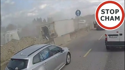 Wypadek ciężarówki na węźle Gdańsk Południe #1950 Wasze Filmy