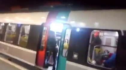 Odblokowanie drzwi w metrze