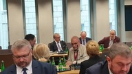 Przekazywaniu Obcym Korporacjom Koncesji na Zasoby Wartości Biliona PLN KONFEDERACJA głosuje ZA PiS