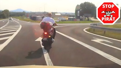 W taki upał nie zapomnijcie chronić głowy przed słońcem...  STOP PIRAT