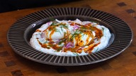 Jajka w koszulce po mistrzowsku wykonane - Czyli Jajka po Turecku / Oddaszfartucha (Çılbır)