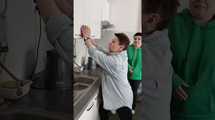 Potwór w kuchni...  i my!  #shorts #humor #comedy #dc #fyp #zart #szok #strach #polowanie #fail