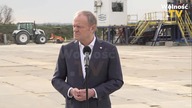 WŚCIEKŁY TUSK NIE WYTRZYMAŁ I ZAATAKOWAŁ NAWROCKIEGO NA OCZACH DZIENNIKARZY! TO PÓJDZIE W ŚWIAT!