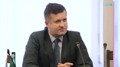 CENCKIEWICZ WCHODZI DO GRY, TUSK I RESECIARZE W SZOKU.  NOWA ERA W PAŁACU mp4 686x432