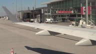 10 04 17 Embraer ERJ 175 200LR 17000303 SP LIK Wrocław Warszawa LOT