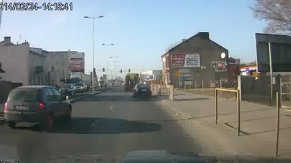 Większy może więcej