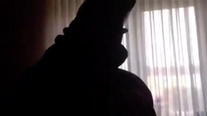 TWR pije alkohol z psychotropami i potem rzyga.