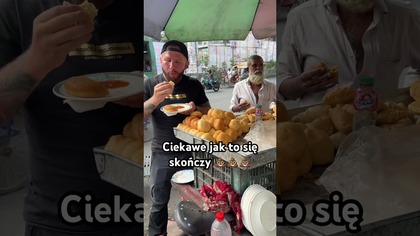 Próbuje ulicznego jedzenia w Bangladeszu  ciekawe jak się to skończy