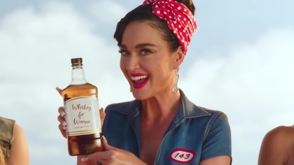 Katy Perry - Katy Perry - WOMANS WORLD (Official Video). spoko®.