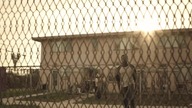 Snowfall. S01E03. Slow. Hand.pl. 480p. WEB. DL. DD5. 1. XviD-Ralf