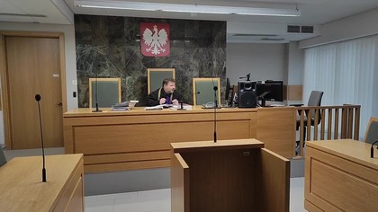 1342 Kraków Sędzia nasyła policję na dziennikarza w ramach prezentu urodzinowego, 20 kwietnia 2026r.  (1)
