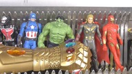 Avengers Endgame Toys: Thanos Infinity Gauntlet vs Bread Slicer